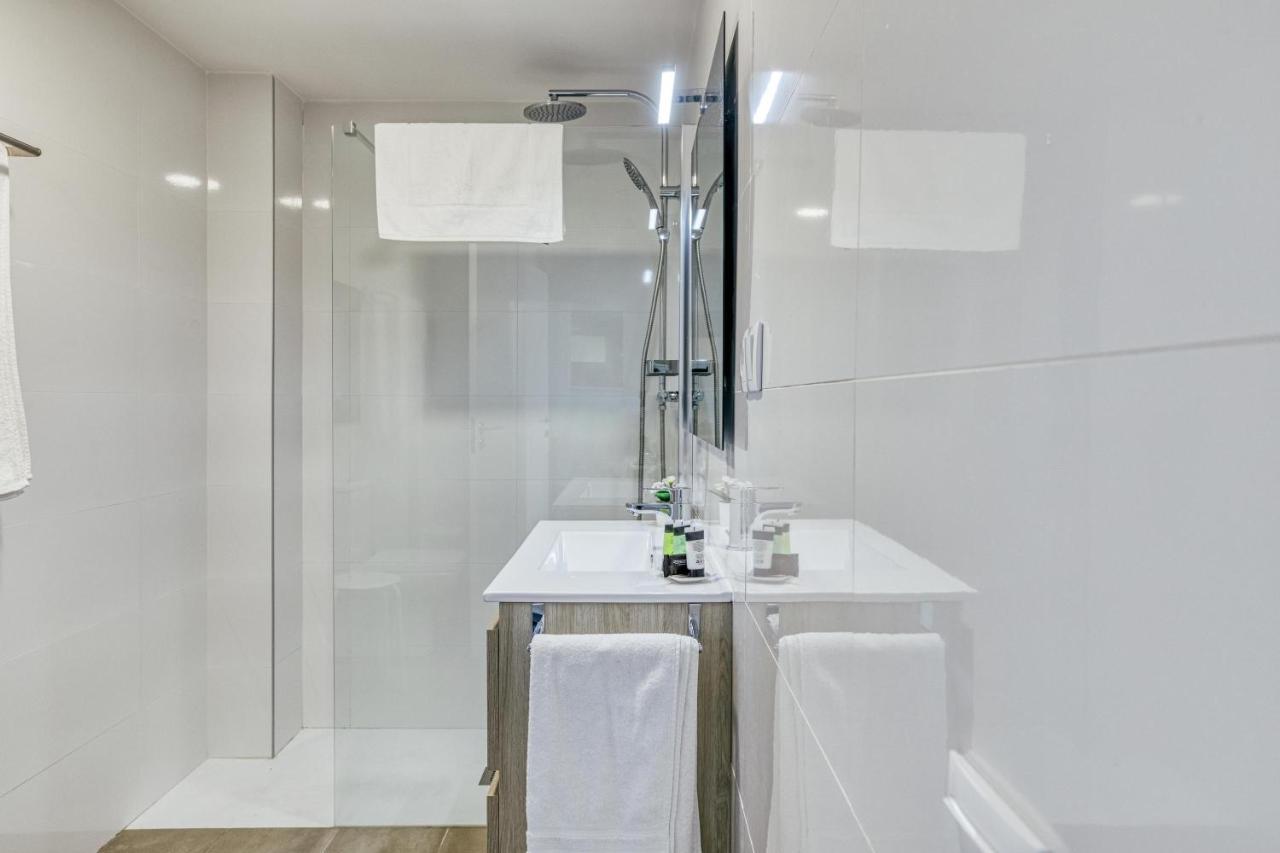 Pelosa Apartment Roses Ngoại thất bức ảnh